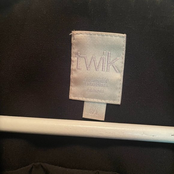 Twik Black Sleeveless Jacket, Size L - Picture 3 of 3